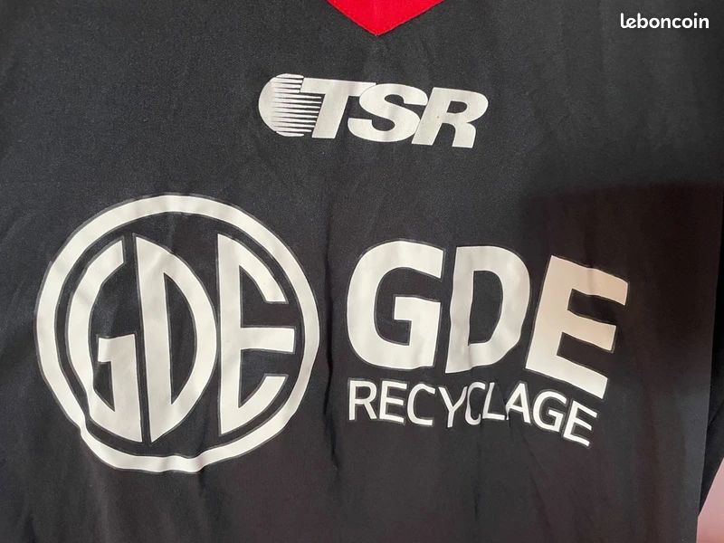 Maillot Valenciennes 2014/2015 – VAFC Uhlsport Football Extérieur (flocage Ndao #12) - Sport & Plein air