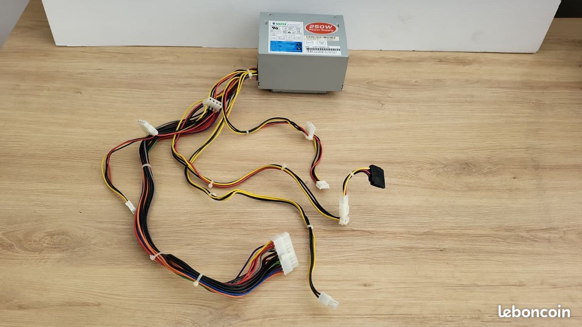 Alimentation PC Soltek SS-250SFD 250W Active PFC Bureau (image 4)