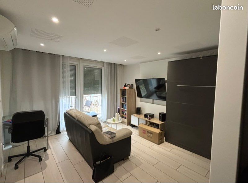 Appartement 1 pièce 31 m² · à Bron · 31 m² · 750 €/mois