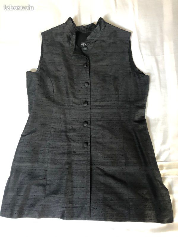Veste en soie sans manches (image 1)