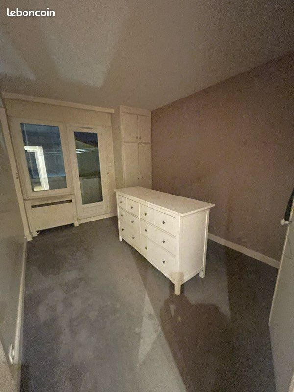 Donne Commode IKEA (image 2)