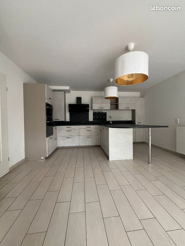 Appartement a louer sainte-genevieve-des-bois - 3 pièce(s) - 75 m2 - Surfyn