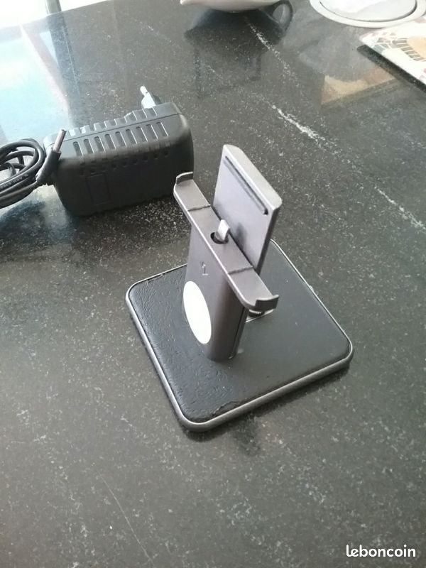 A saisir Station de charge Iphone de marque HRise 🚨 (image 1)