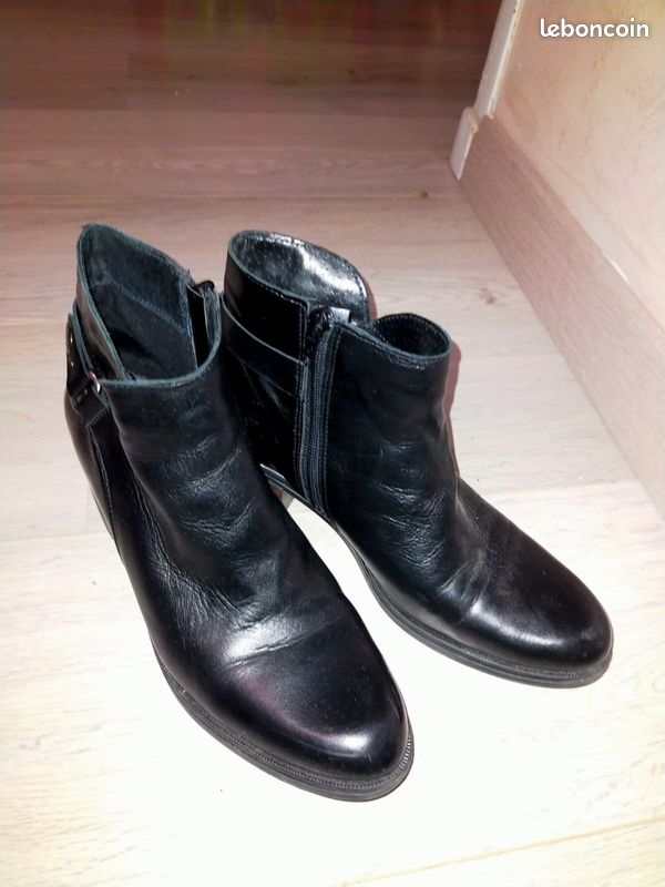Bottines pointues noires (image 2)