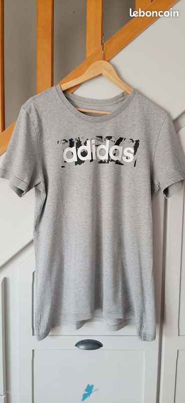 Tee-shirt Adidas taille M (image 1)