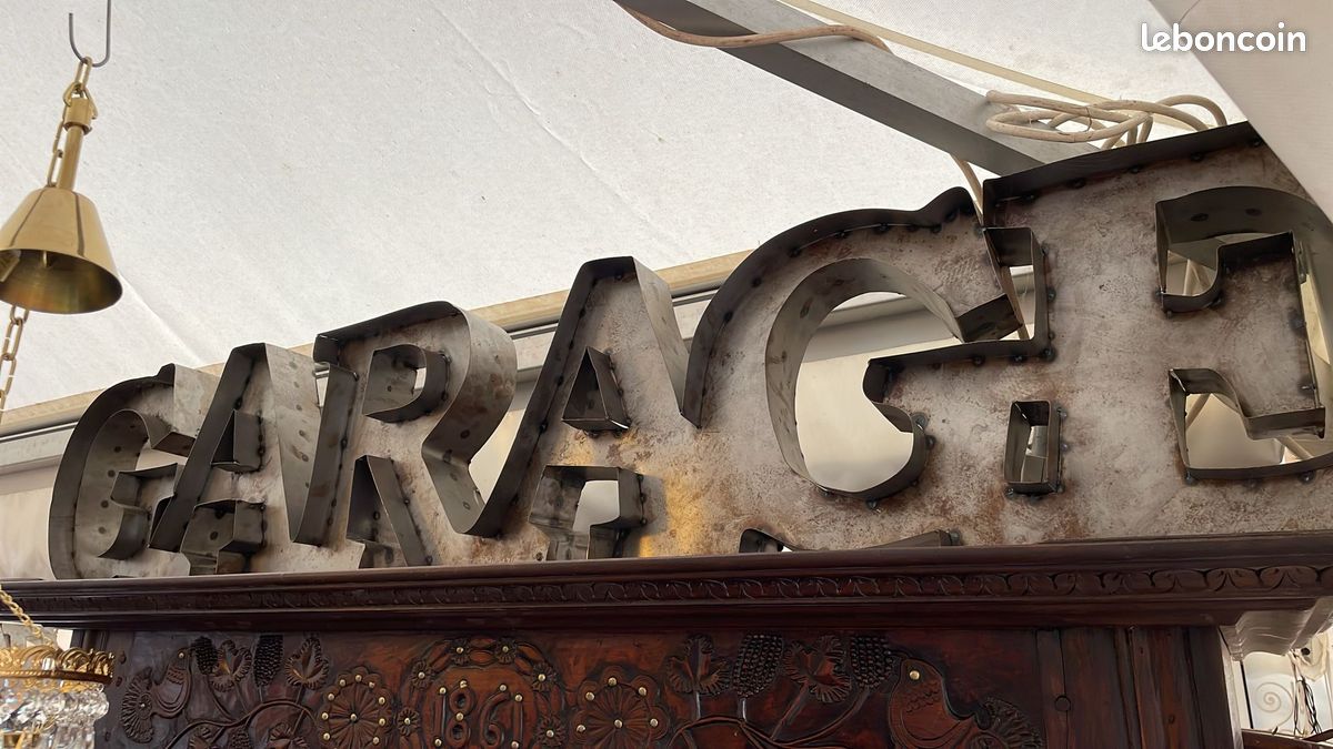 Lettres enseigne pour une déco Vintage - O'Range Metalic Paris