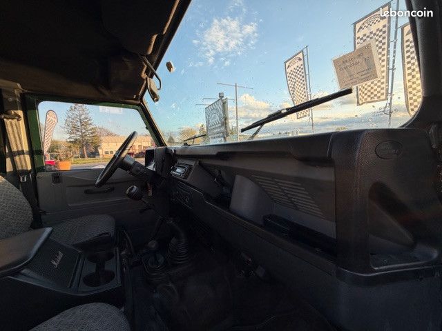 Land Rover DEFENDER land rover defender 110 TD5 9 places (image 39)