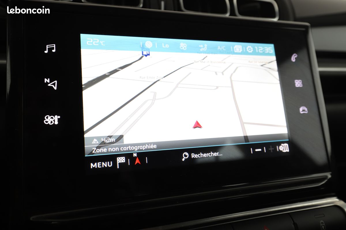 Citroen C3 1.2 PureTech Shine EAT6 110 ch (image 18)