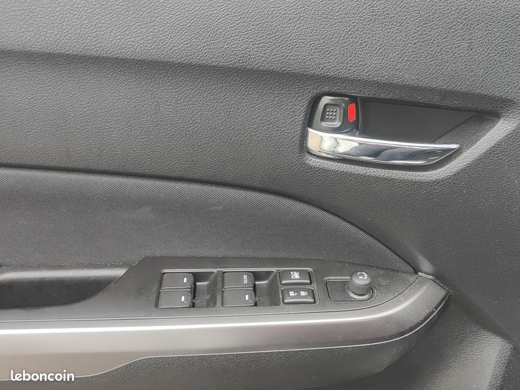 SUZUKI VITARA 1.4L MILD HYBRID PHASE 3 - 110cv - EN PARFAIT ETAT - ENTRETIEN SUZUKI - 1ère MAIN (image 11)