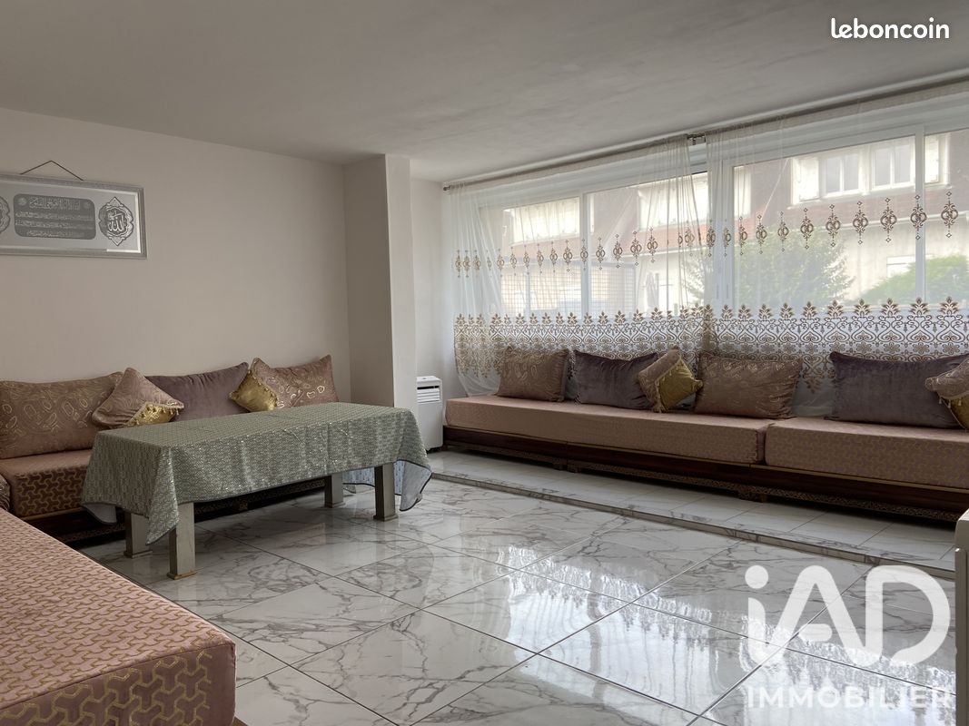 Appartement 5 pièces 90 m² · à Saint-Jean-de-la-Ruelle · 90 m² · 139 000 €