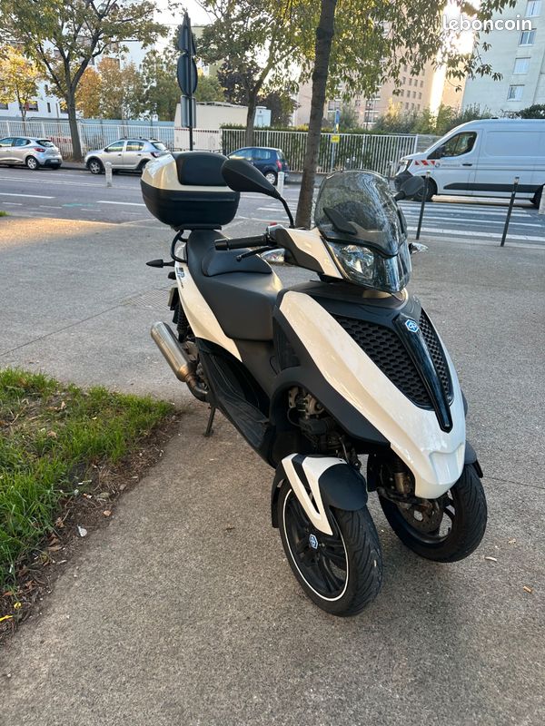 Piaggio MP3 Yourban 300 (image 3)
