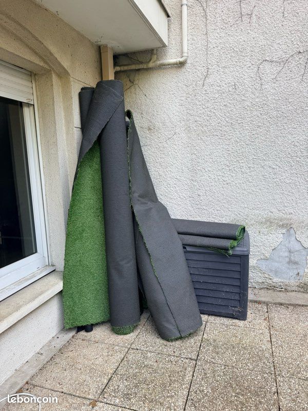 Gazon synthétique, agrafe et geotextile (image 6)