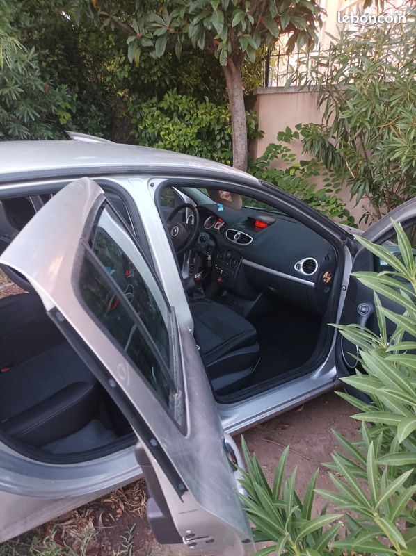 Clio 3 phase 2010, 1,5 Dci , diésel très bon état (image 2)