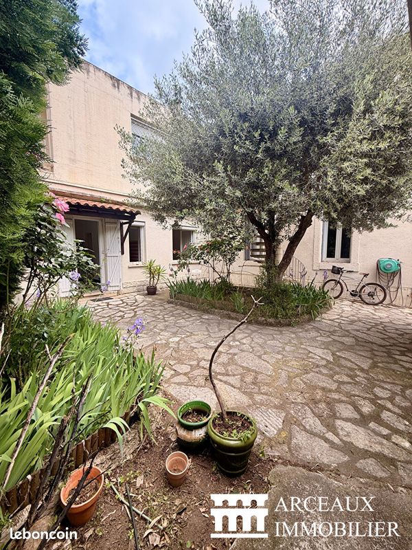 Maison 8 pièces 258 m² · à Montpellier · 258 m² · 750 000 €