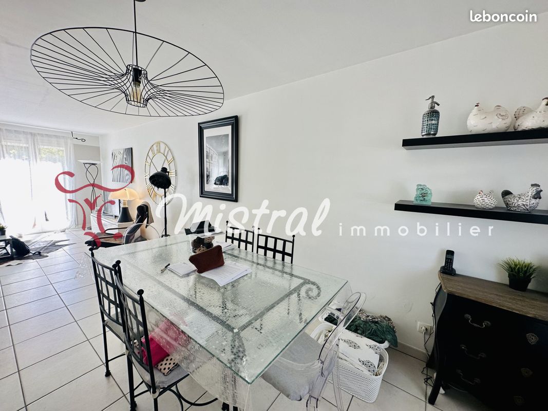 Maison 5 pièces 114 m² · à Aigues-Mortes · 114 m² · 410 000 €