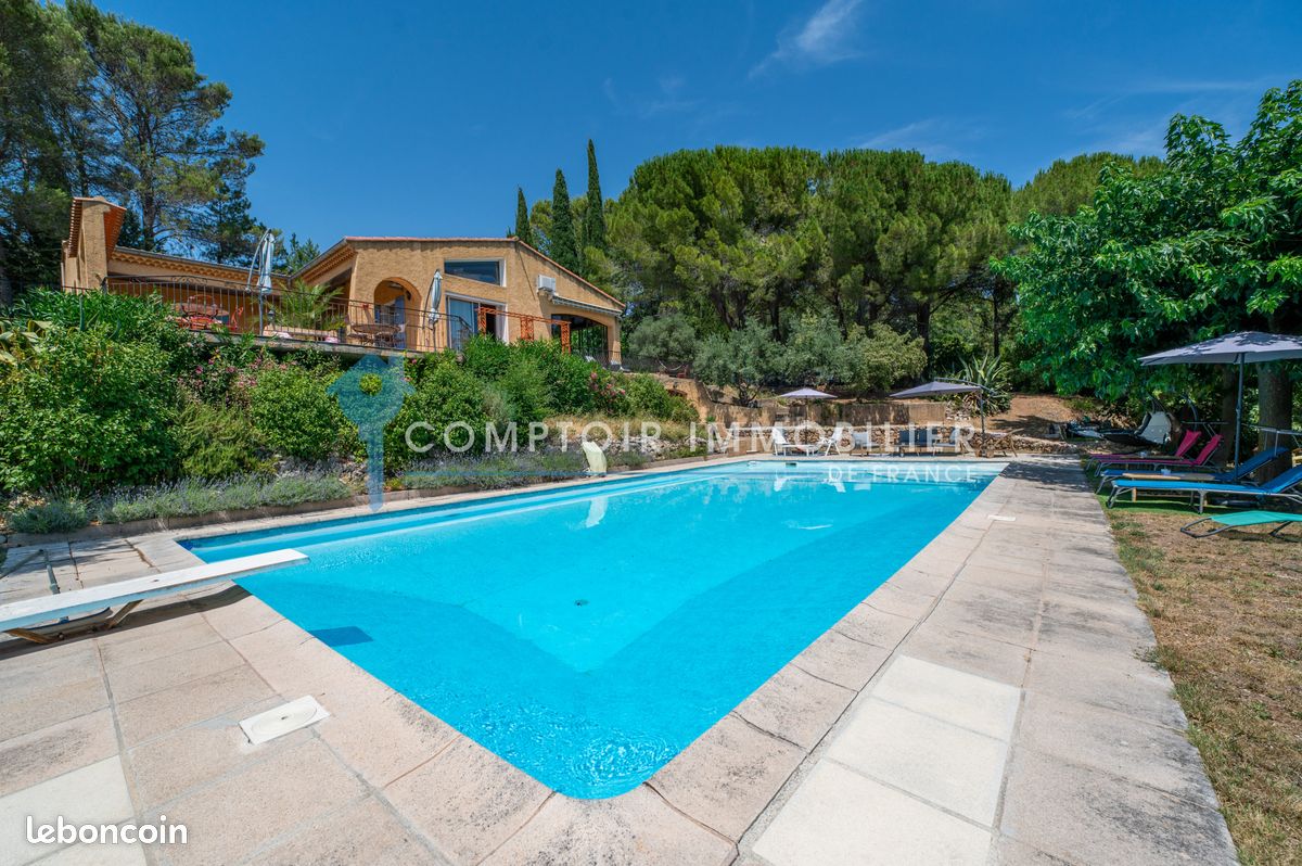 Maison 8 pièces 263 m² · à Flayosc · 263 m² · 920 000 €