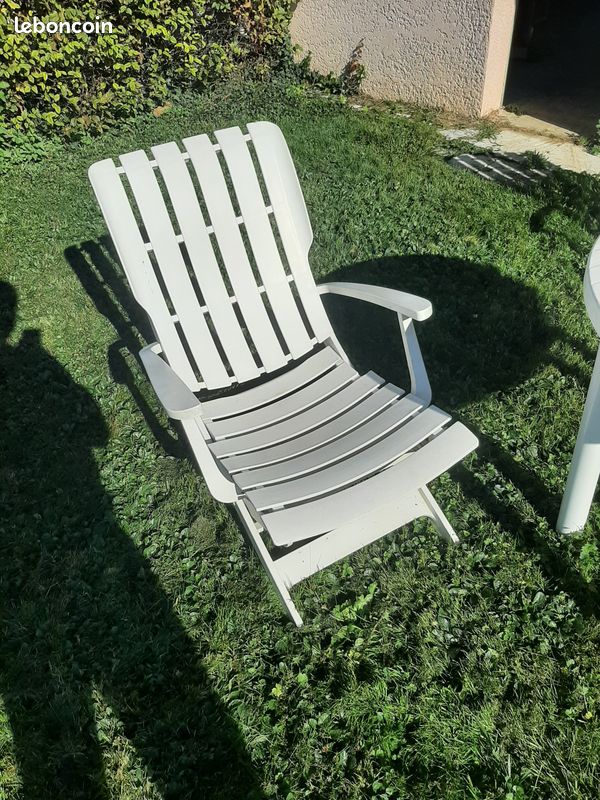 Table + 2 chaises de jardins (image 2)