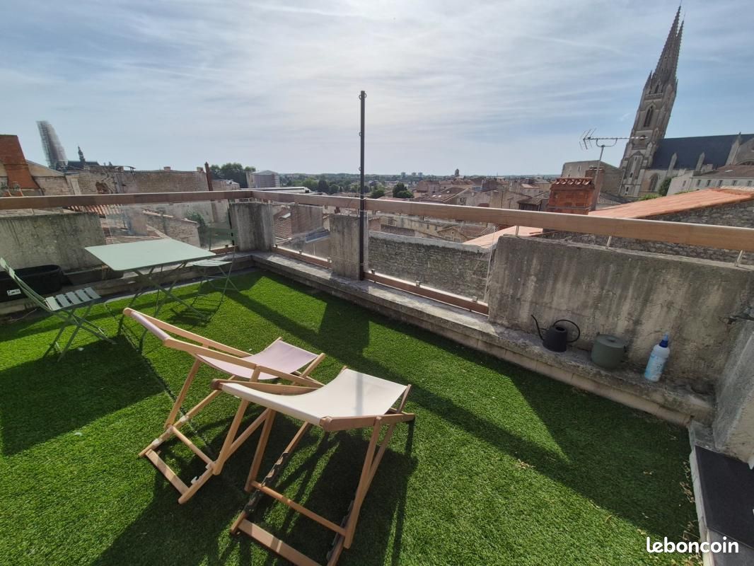 Appartement 4 pièces 104 m² · à Niort · 104 m² · 250 000 €
