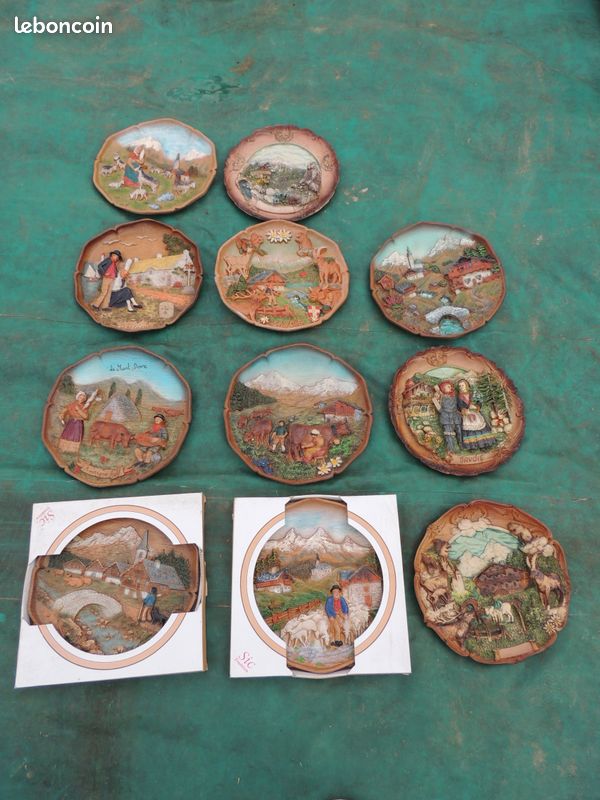 Assiettes de décoration en résine (image 1)