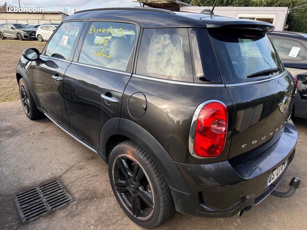 MINI COUNTRYMAN COOPER S 1.6I 190 ALL4 6/2015 103228km ACCIDENTE (image 1)