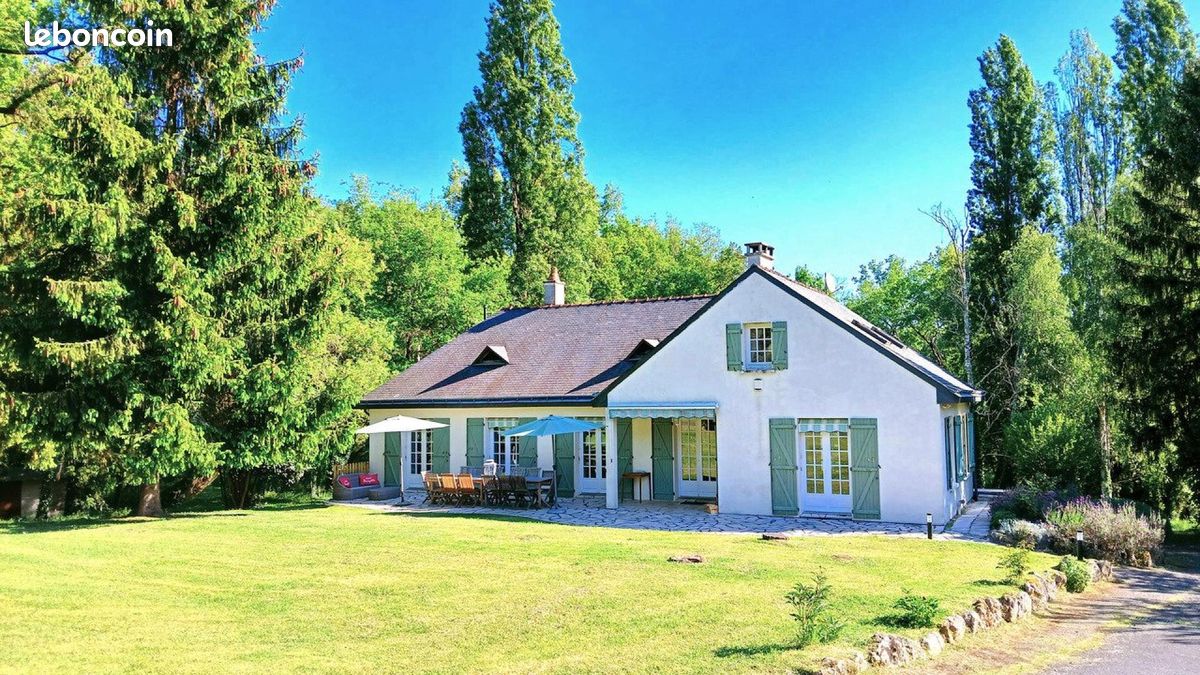 Maison 7 pièces 172 m² · à La Breille-les-Pins · 172 m² · 449 000 €