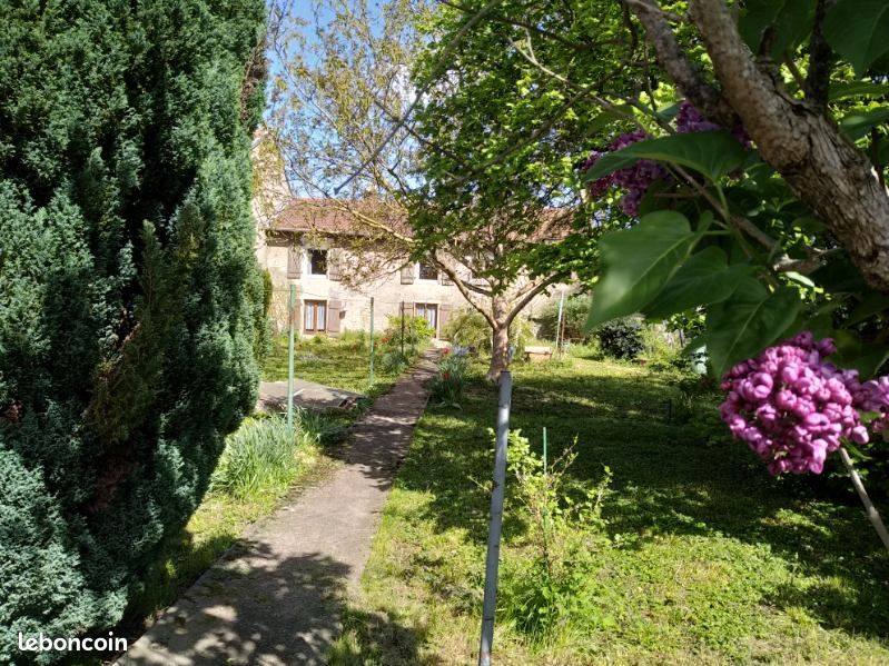 Maison 8 pièces 170 m² · à Fameck · 170 m² · 220 000 €