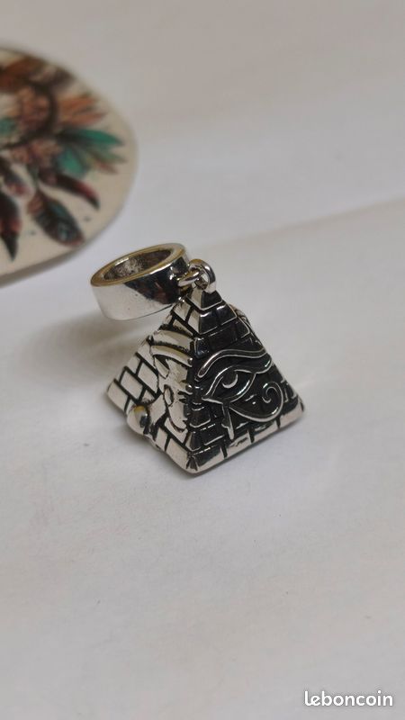 Charm Egypte pyramide (image 5)