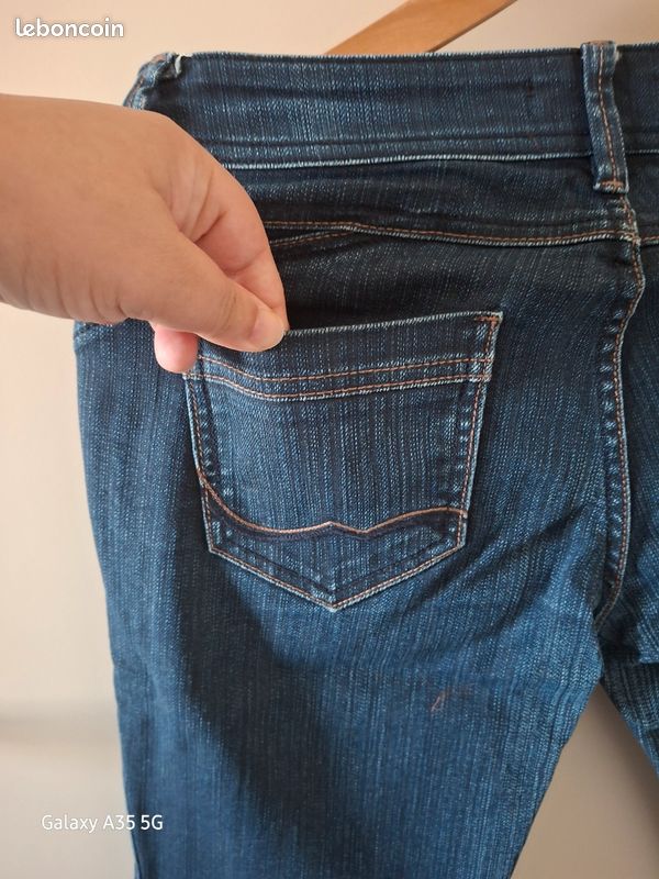 Lot 2 jeans bonobo t. 36 taille basse (image 4)