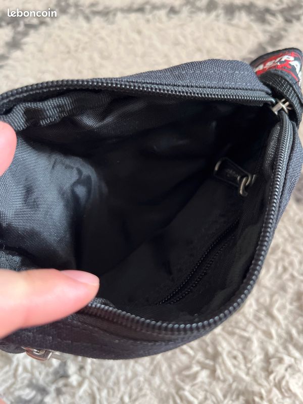 Sacoche Eastpak Noire (image 3)