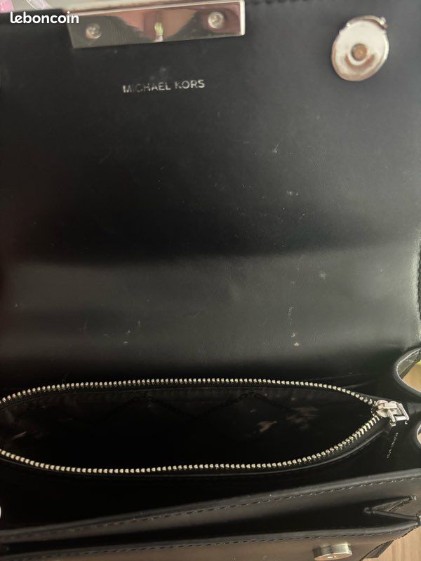 Sac bandoulière Mickael Kors noir (image 4)
