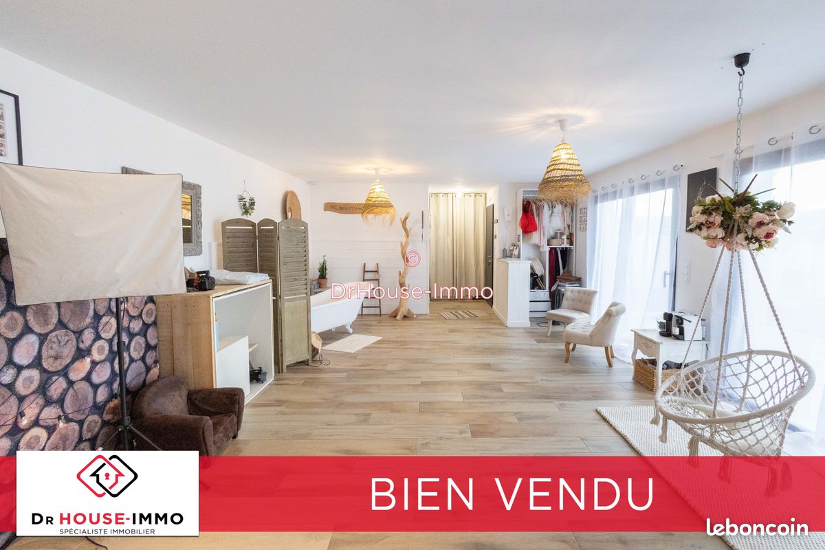 Maison 4 pièces 90 m² · à Angliers · 90 m² · 291 900 €