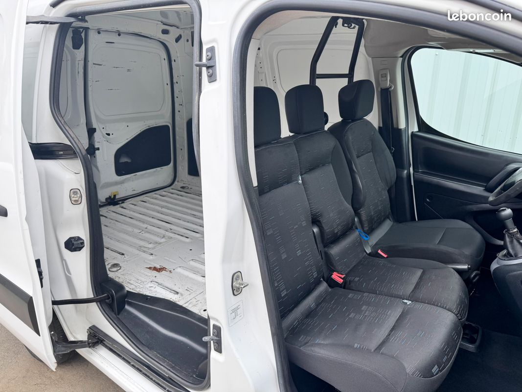 CITROEN BERLINGO II BUSINESS 1.6 HDI 90cv 3 PLACES avec PORTE LATÉRALE DROITE COULISSANTE (image 6)