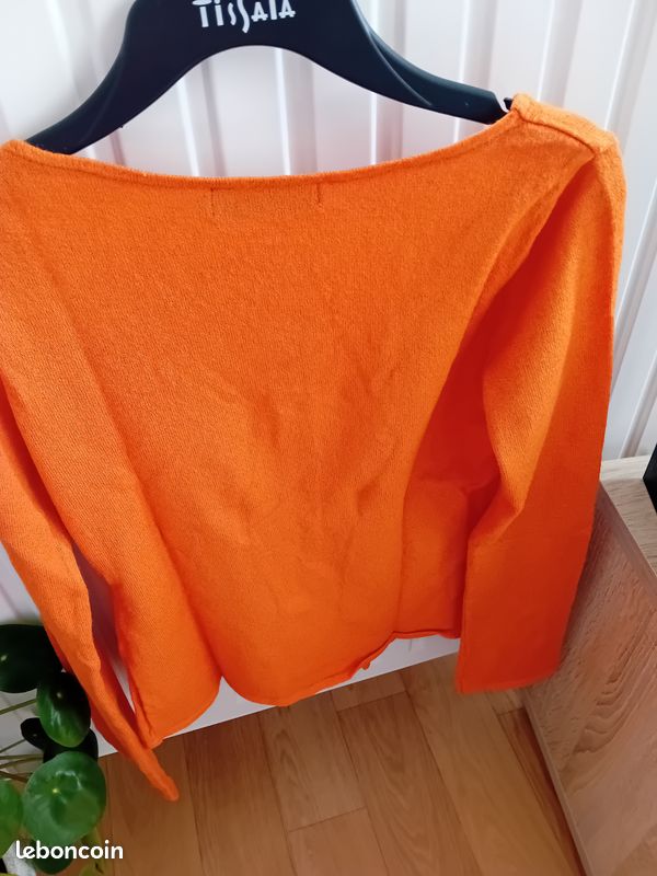 VETEMENT FEMME Taille 2 (image 3)