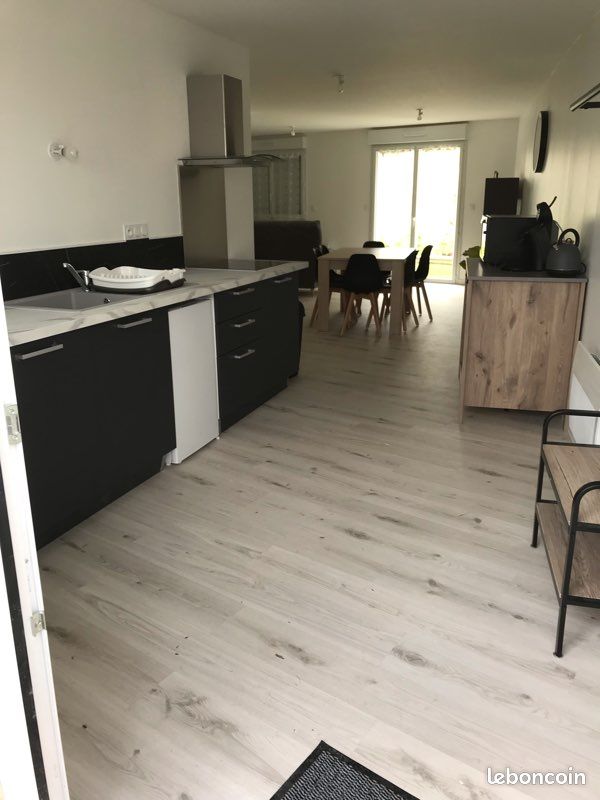 Appartement 3 pièces 60 m² · à Savigné-l'Évêque · 60 m² · 650 €/mois