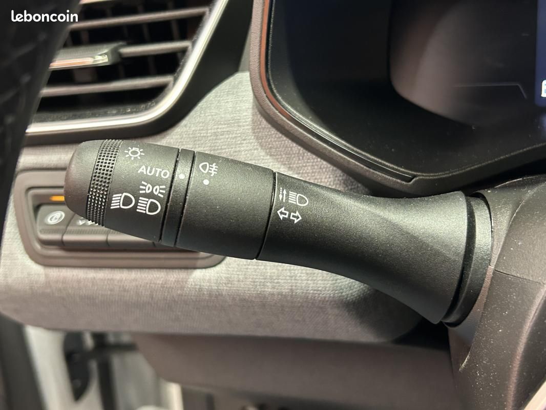 Renault Clio V TCE 90CH CVT EVOLUTION *RADAR + CARPLAY (image 37)
