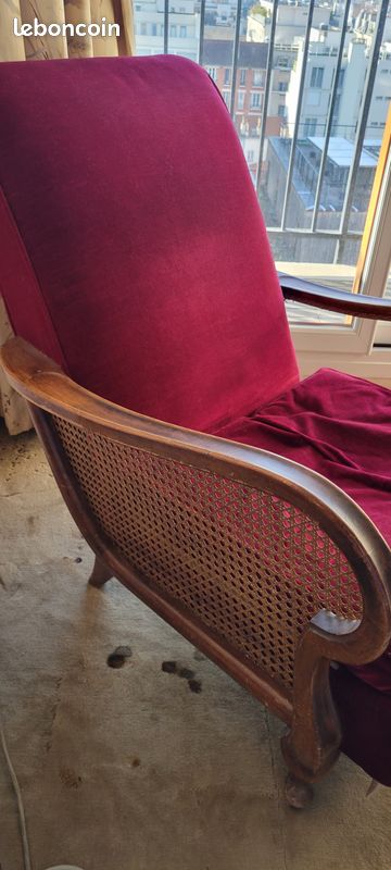 Fauteuil / besoin d'être réparé (image 2)