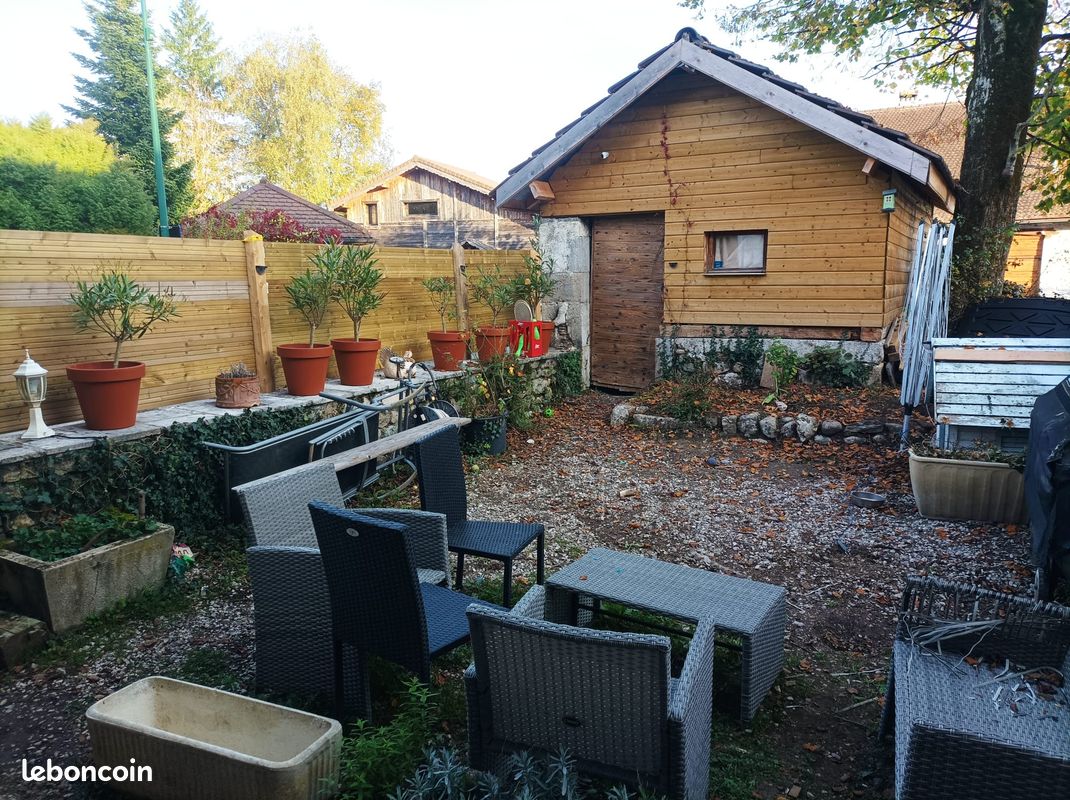 Maison 6 pièces 141 m² · à Échenevex · 141 m² · 529 000 €
