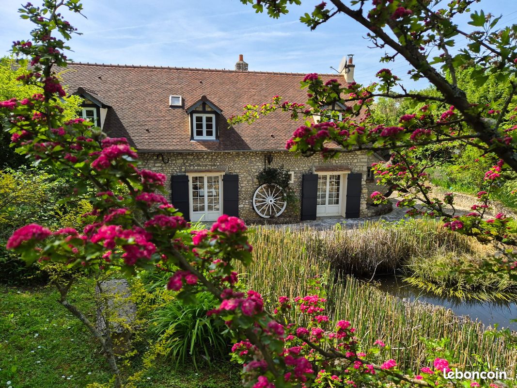 Maison 6 pièces 132 m² · à Ormoy-la-Rivière · 132 m² · 380 000 €