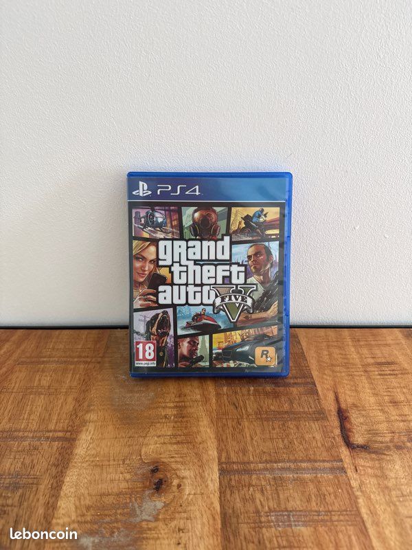 Jeu GTA 5 ps4 (image 2)