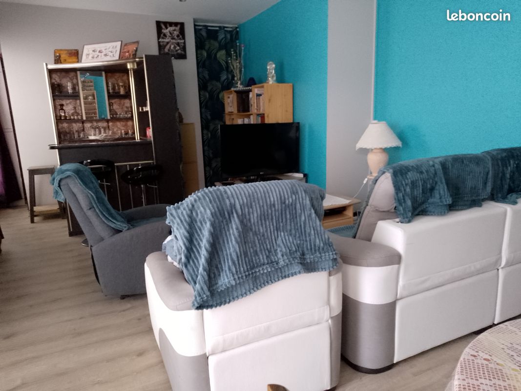 Maison 6 pièces 156 m² · à Conlie · 156 m² · 125 000 €