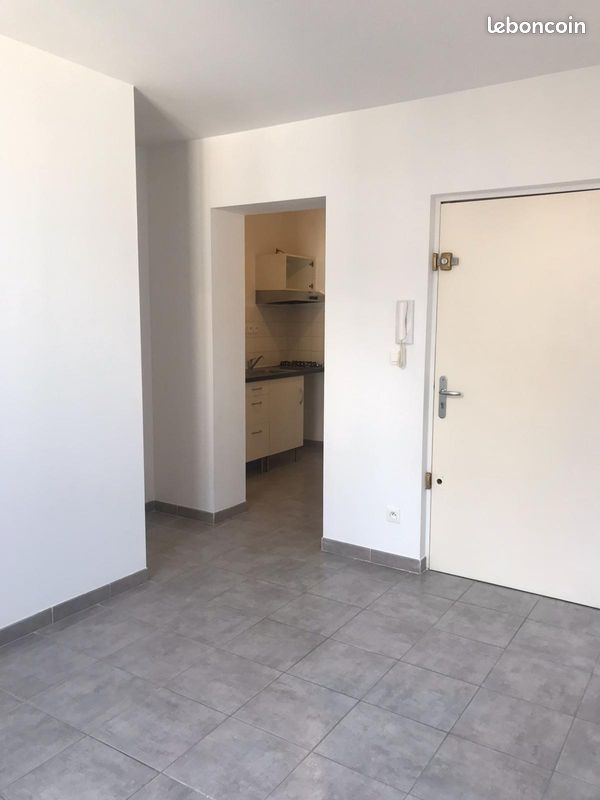 Appartement 2 pièces 40 m² · à Nîmes · 40 m² · 640 €/mois