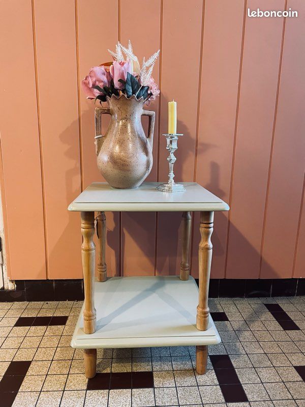 Chevet ou table d’appoint (image 1)