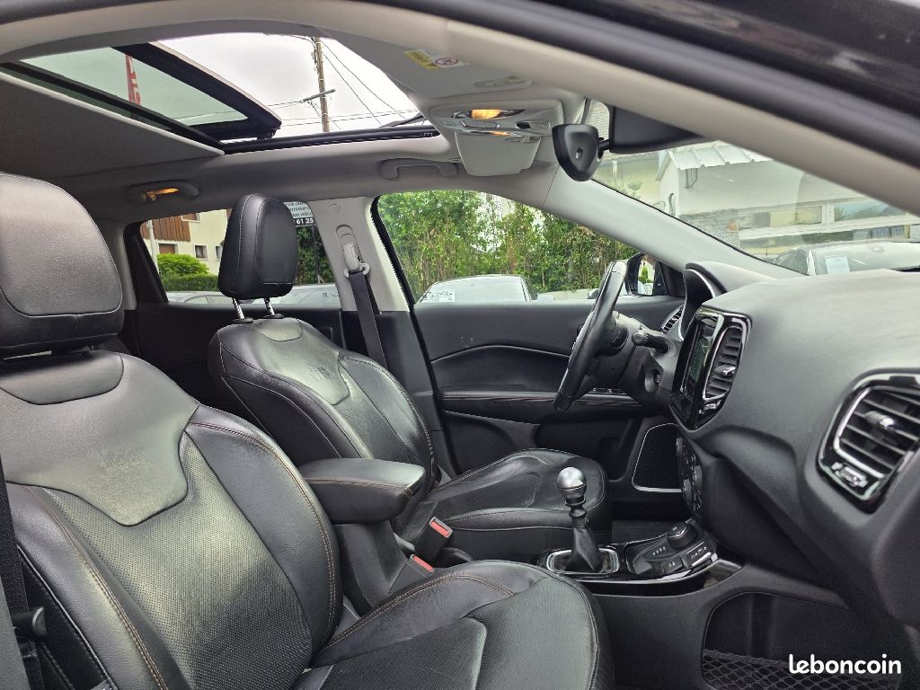 Jeep Compass 4x4 2.0 MultiJet II 140cv attelage (image 8)
