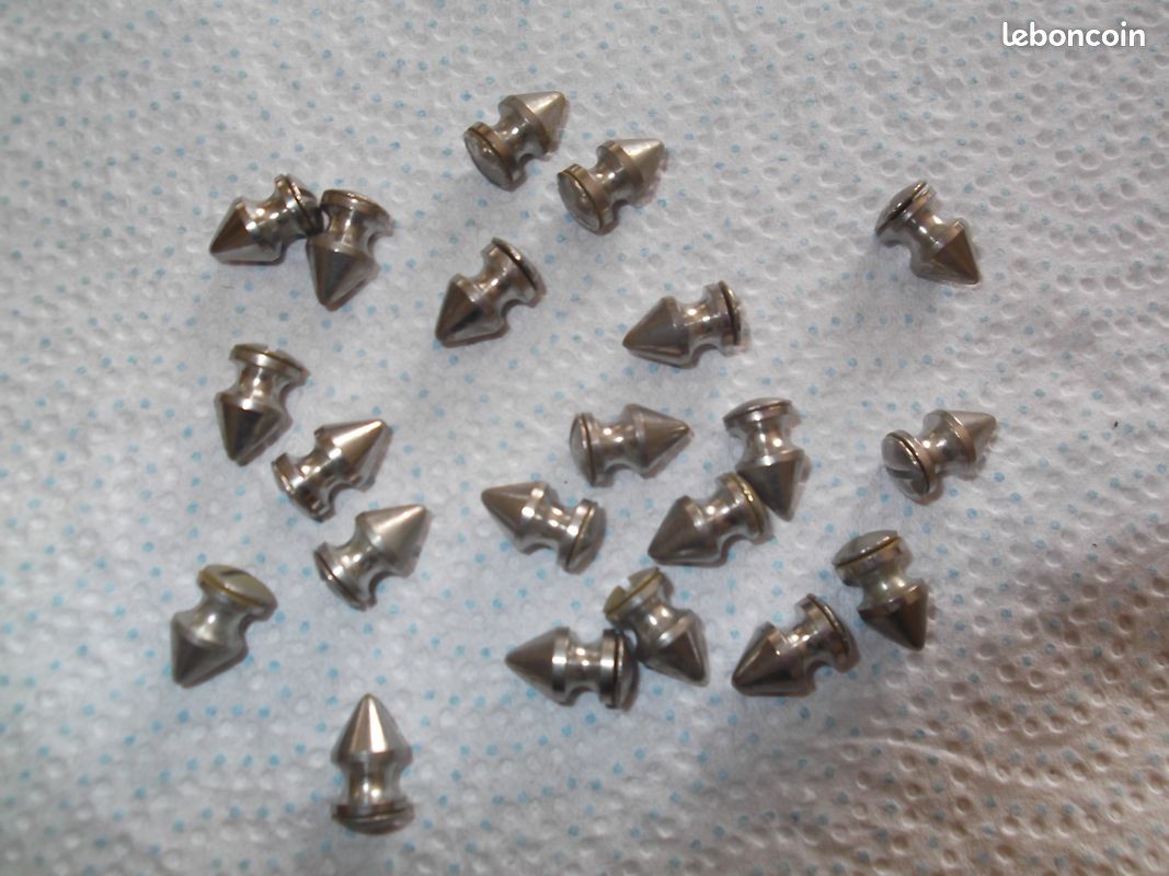 Lot de 21 clous pointes spikes coniques en acier inox pour vêtements ou déco DIY NEUVES (image 1)