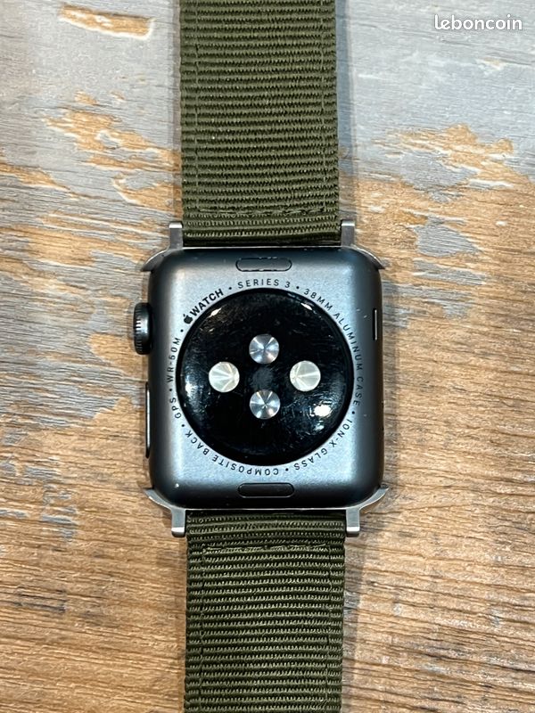 A vendre Apple Watch Series Téléphones Objets connectés