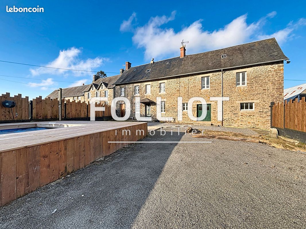 Maison 6 pièces 162 m² · à Saint-Sauveur-la-Pommeraye · 162 m² · 360 500 €