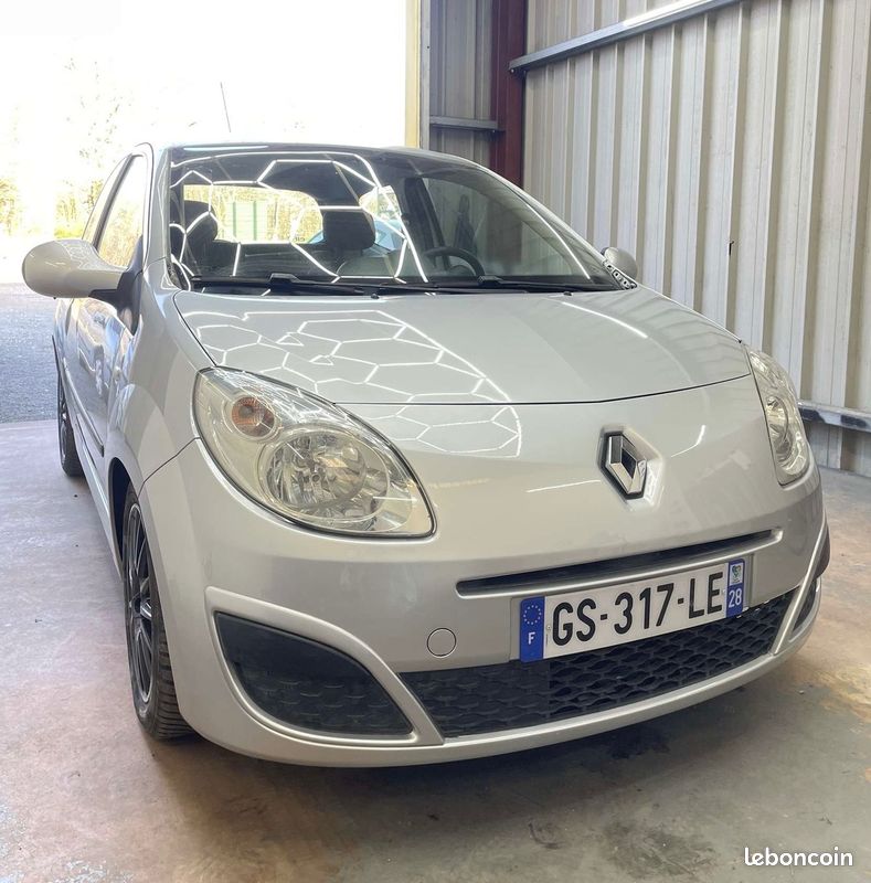 RENAULT Twingo 1.5 dci 65cv (image 2)