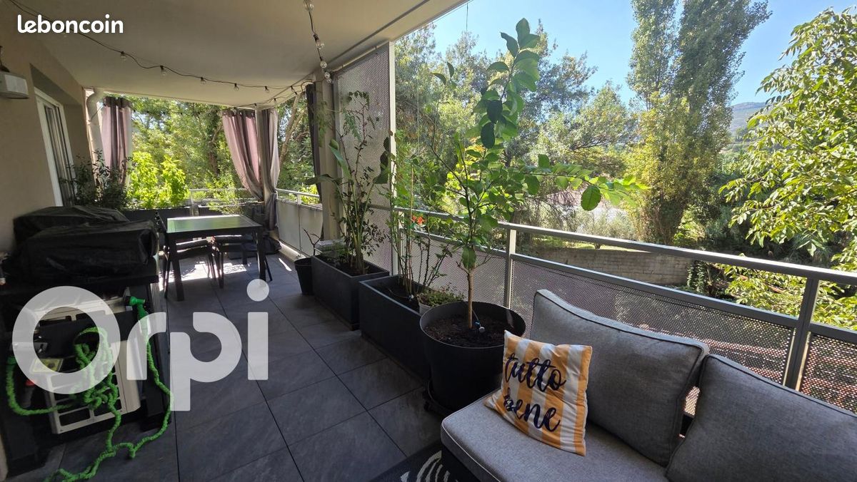 Appartement 4 pièces 87 m² · à Roquevaire · 87 m² · 399 000 €