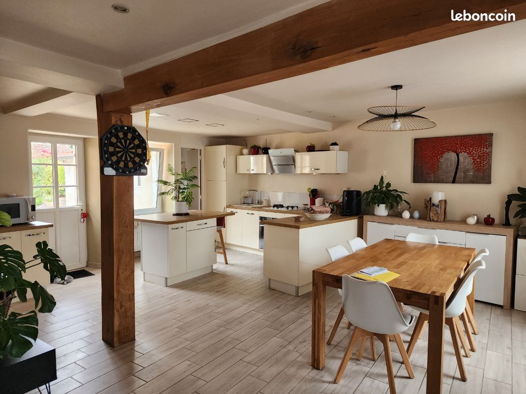 Maison 3 pièces 110 m² · à Nogent-le-Bernard · 110 m² · 700 €