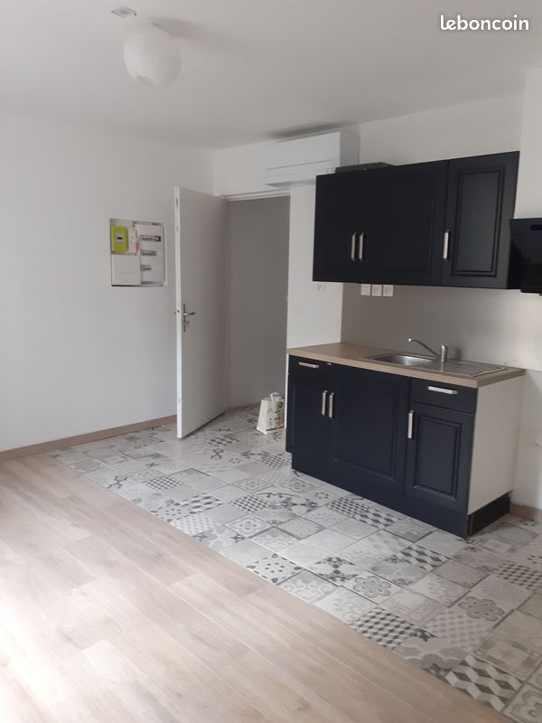 Appartement 2 pièces 47 m² · à Vallon-Pont-d'Arc · 47 m² · 520 €/mois